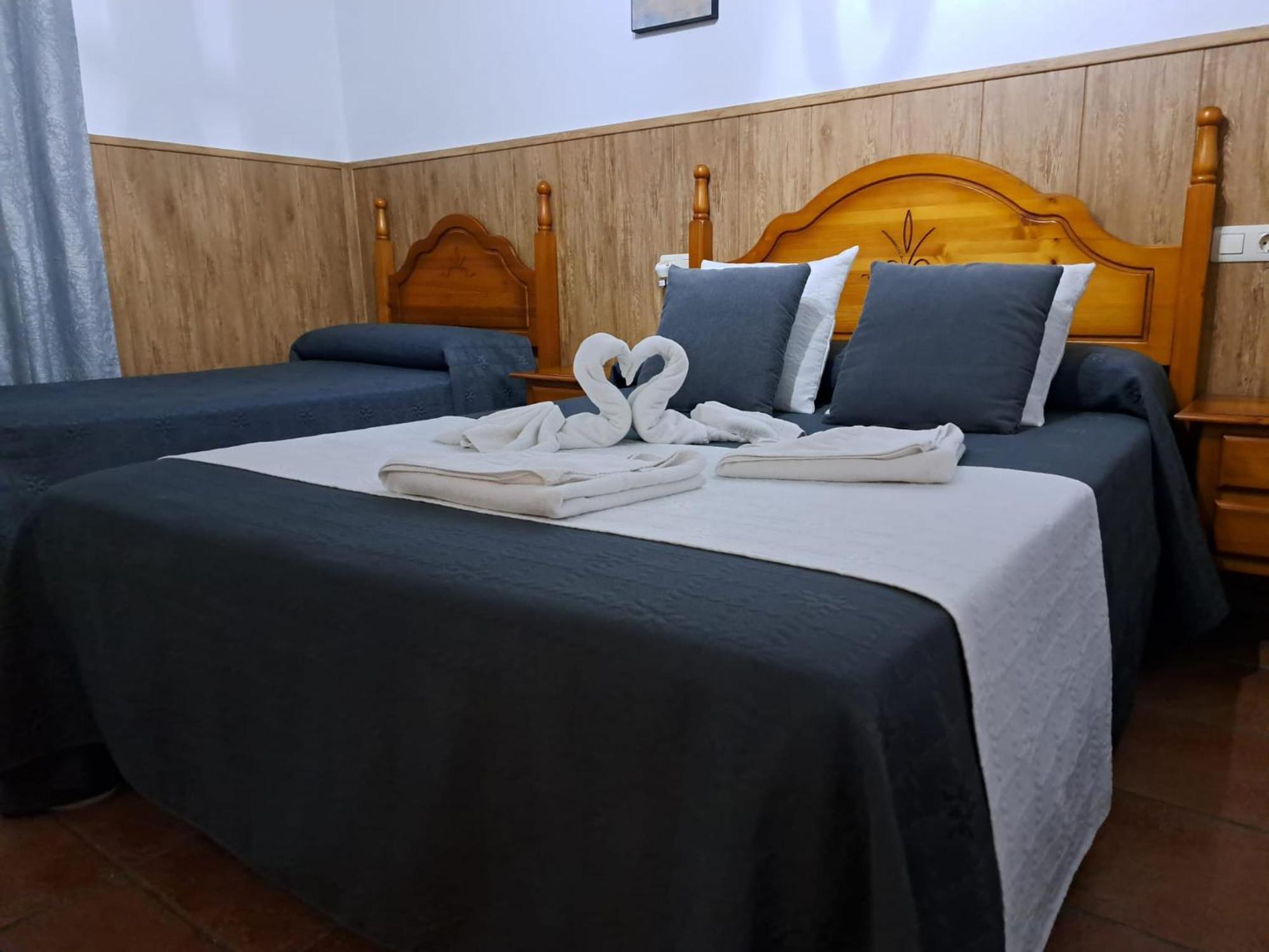 Hostal Brenaverde 가우신 외부 사진